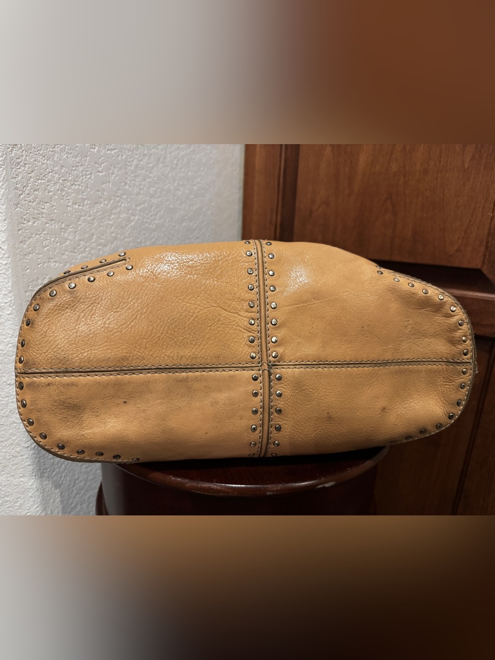 Vintage Michael Kors Astor Studded Leather Satchel Bag – Caramel / Tan - Picture 4 of 6